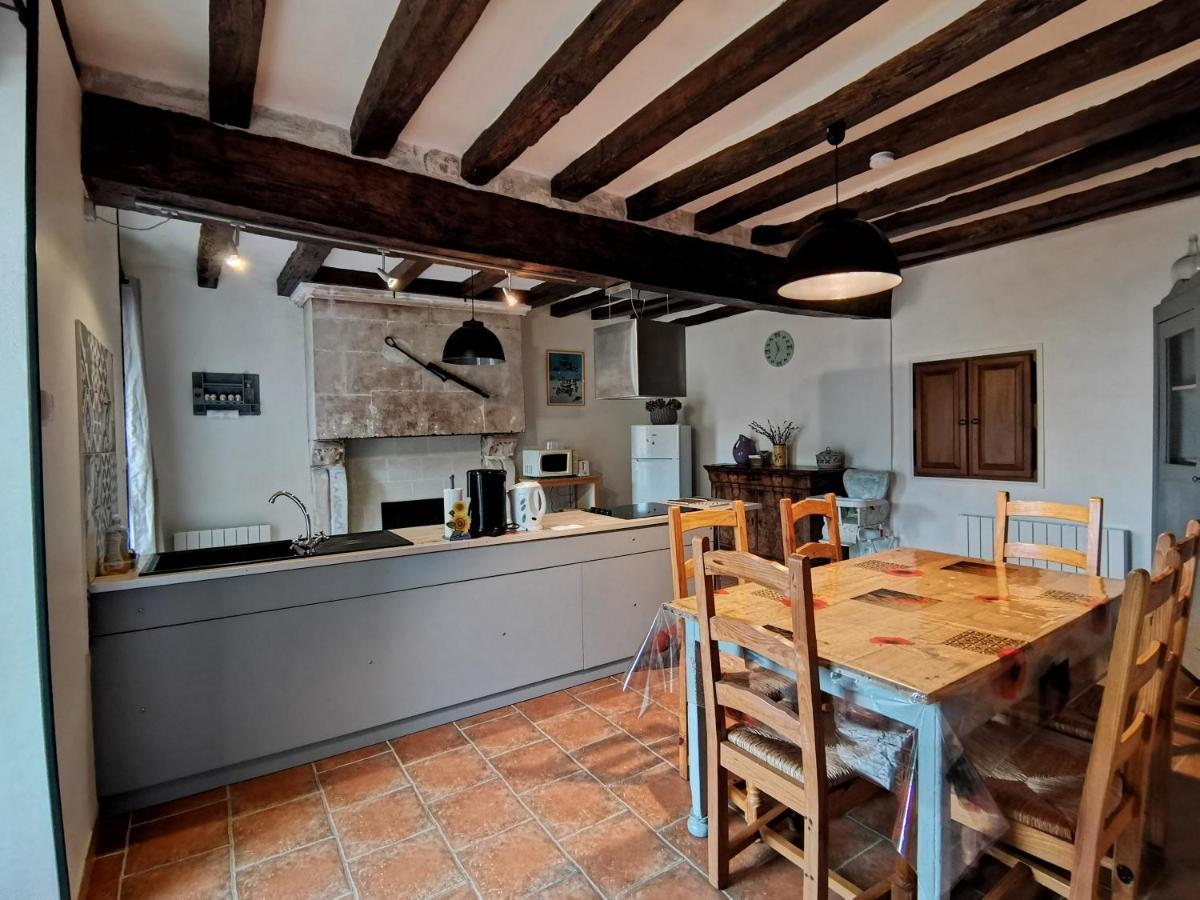 Villa Aux Acacias Braye-sous-Faye Esterno foto