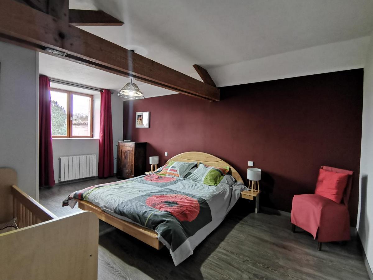 Villa Aux Acacias Braye-sous-Faye Esterno foto
